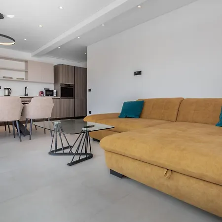 Apartment Blue Horizon