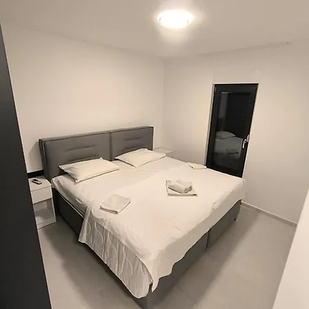 Blue Horizon Apartment