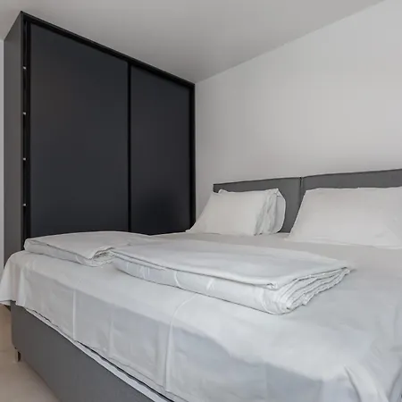 Apartment Blue Horizon